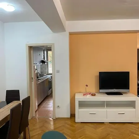 Spacious Family-Friendly Home Skopje Exterior photo